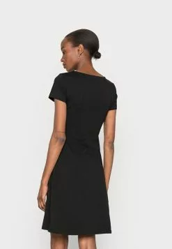 Anna Field Jerseykleid - Black 10 Anna Field Jerseykleid - Black -Anna Field Geschäft 12a0ce03b5a24cfd9900404d990ba9e8