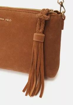 Anna Field LEATHER - Clutch - Cognac 11 Anna Field LEATHER - Clutch - Cognac -Anna Field Geschäft 2c23bef90b7b469cb848cea810c49472