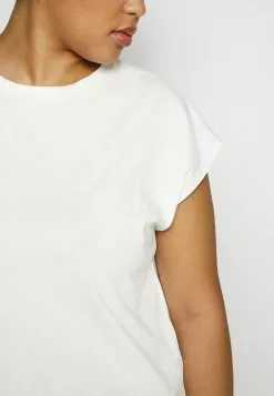 Anna Field Curvy T-Shirt Basic - Off White 12 Anna Field Curvy T-Shirt Basic - Off White -Anna Field Geschäft a7804f069bb54958ae7c0cb8d5641a61
