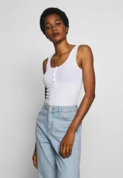 Anna Field Top - White -Anna Field Geschäft b418e6776b5c4474bbb59902a3dcf2d3 1